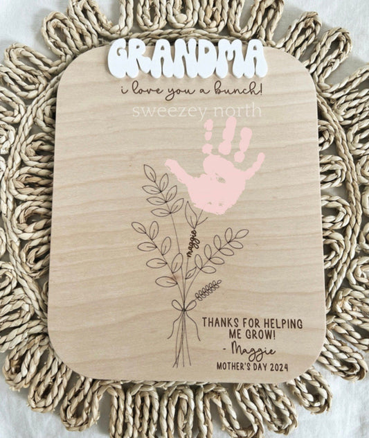 Painted Handprint Sign | DIY handprint sign | Thank you for helping me grow | Mother’s Day sign | hands down | gift for mom